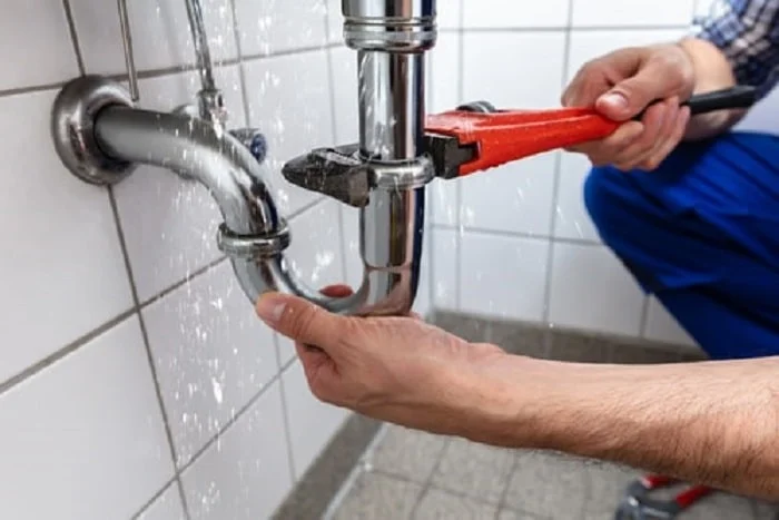 Udrażnianie instalacji hydraulicznych w Olsztynie