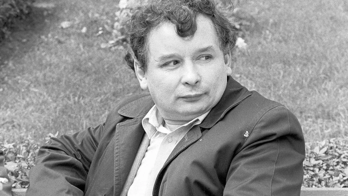 Lech Kaczyński ile ma lat? Zaskakująca historia jego życia i wieku Lech Kaczyński ile ma lat? Zaskakująca historia jego życia i wieku