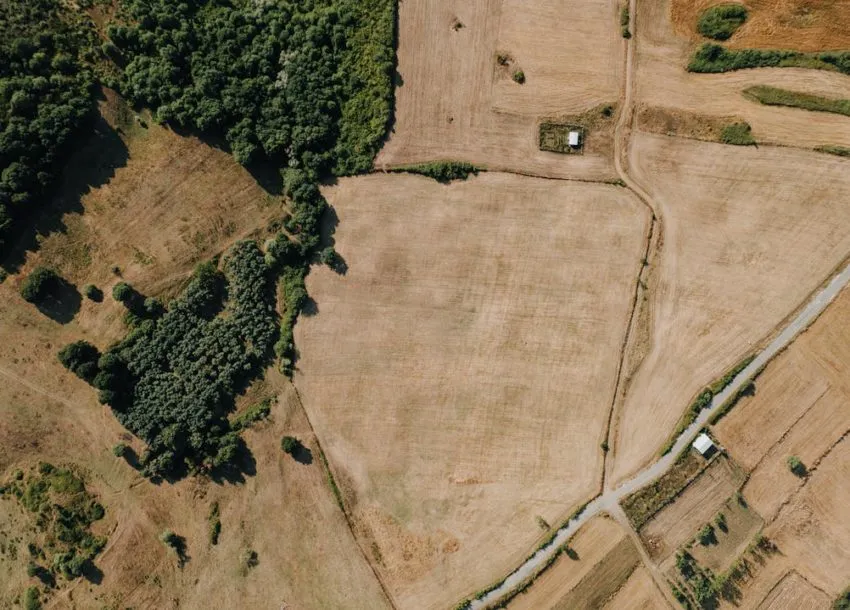 Jak sprawdzić powierzchnię działki i uniknąć kosztownych błędów