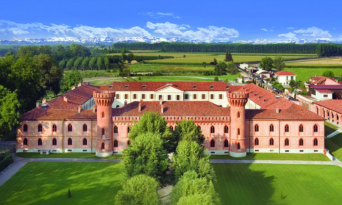 Campus UNISG Pollenzo: Vita, Studio e Segreti del Polo Gastronomico