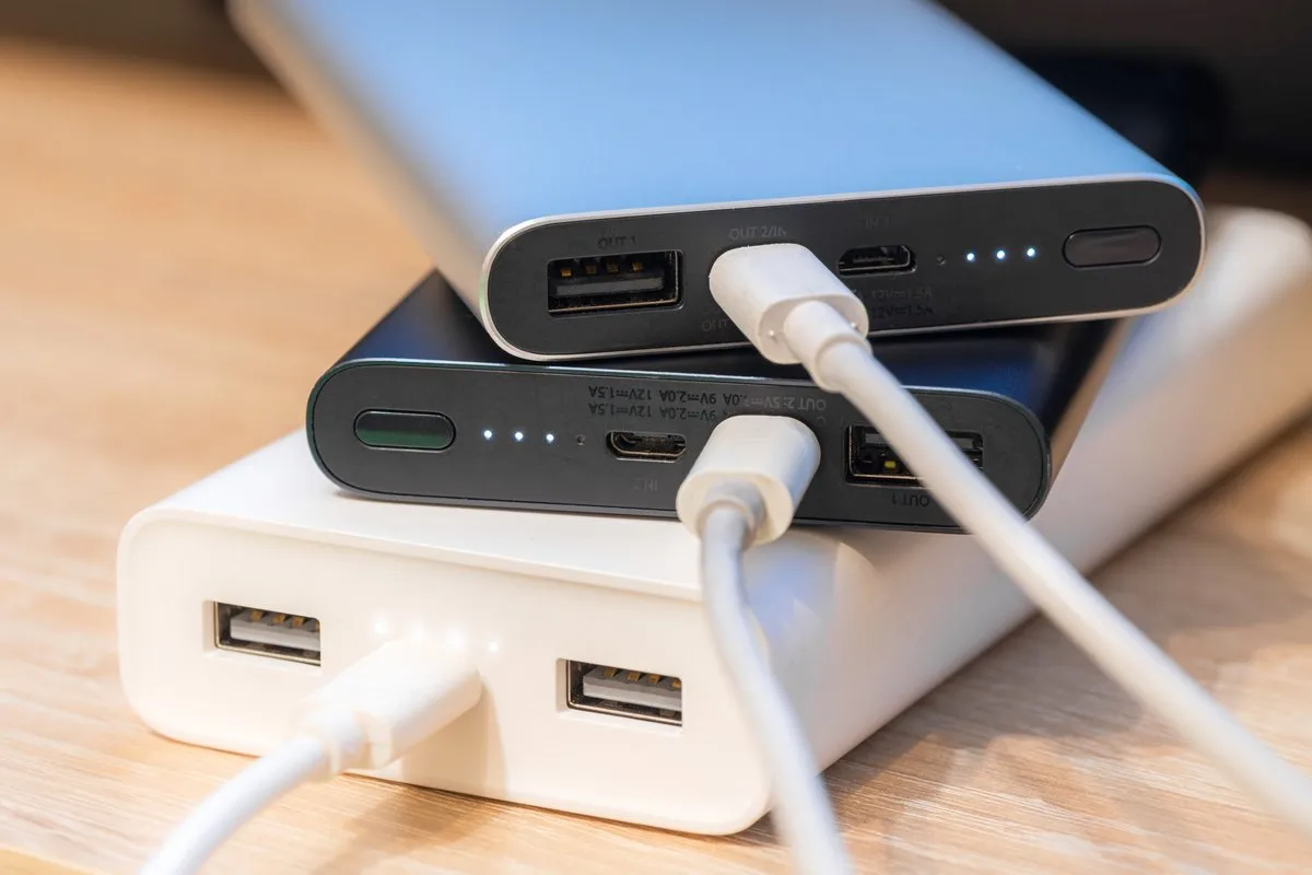 Power bank 4000mAh - poznaj rzeczywistą liczbę możliwych doładowań telefonu