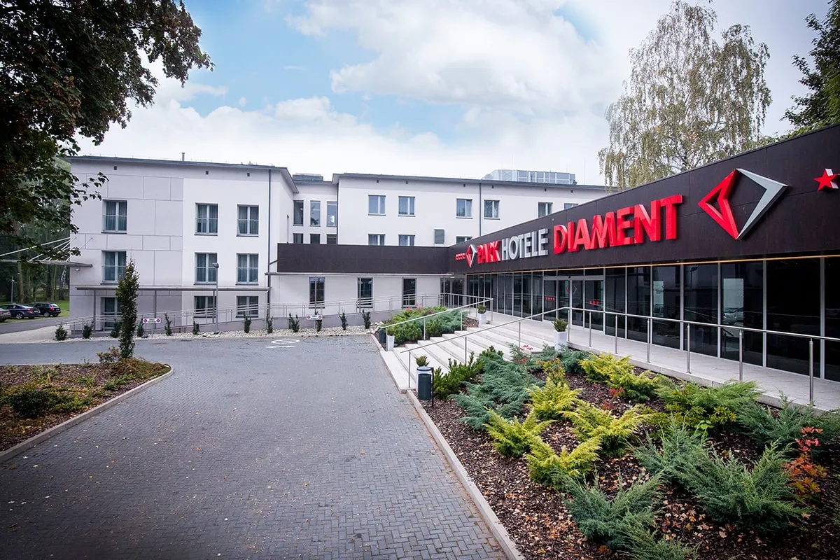 Hotel Diament Zabrze: Komfort, kuchnia, konferencje. Czy to Twój wybór?