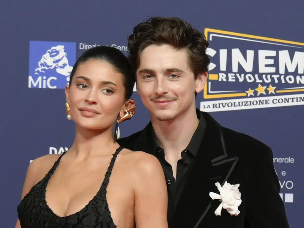 Z kim jest Timothée Chalamet? - Fakty o związku z Kylie Jenner