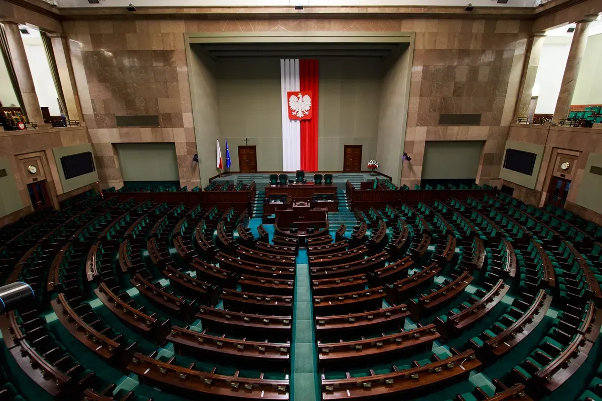 Ile PiS ma procent w sejmie? Zaskakujące wyniki sondaży 2025 Ile PiS ma procent w sejmie? Zaskakujące wyniki sondaży 2025