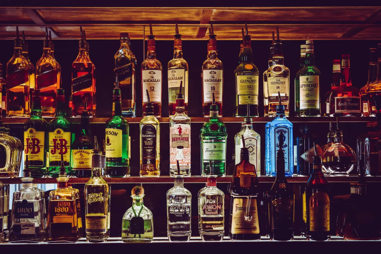 Alkohol w Dubaju - przewodnik dla turystów. Co wolno, czego unikać? Alkohol w Dubaju - przewodnik dla turystów. Co wolno, czego unikać?