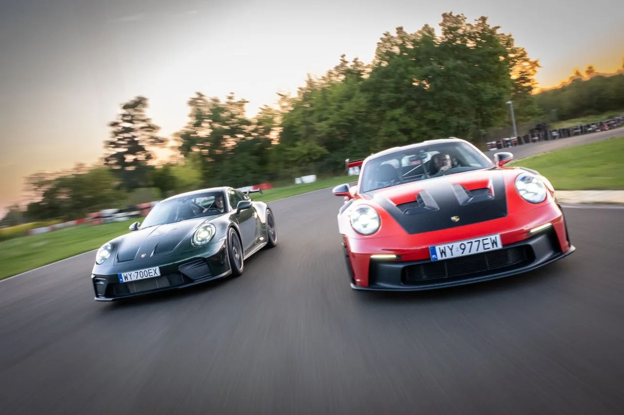 Porsche 911 GT3 - Touring czy RS? Poznaj różnice i ceny w Polsce