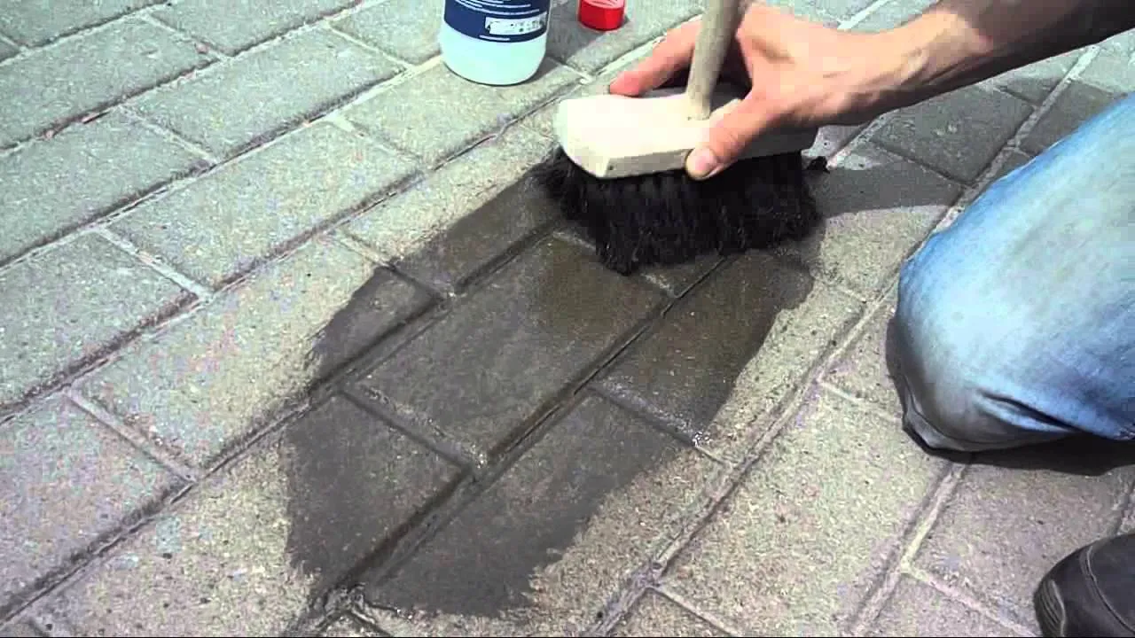 Jak zmyć cement z kostki brukowej - skuteczne metody na plamy Jak zmyć cement z kostki brukowej - skuteczne metody na plamy