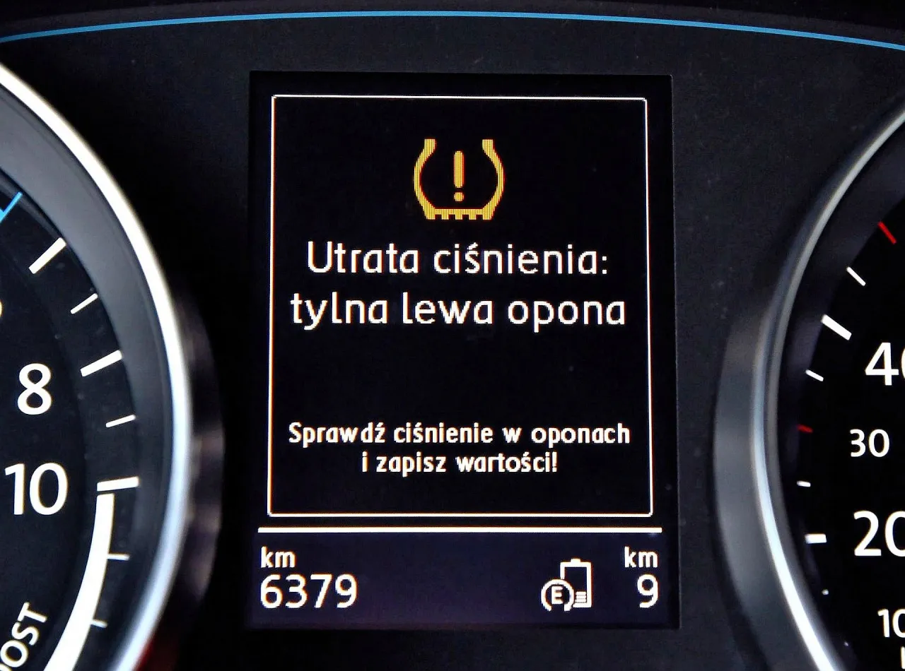 jazda-bez-czujnik-w-tpms-czy-to-tylko-b-d-na-desce-rozdzielczej