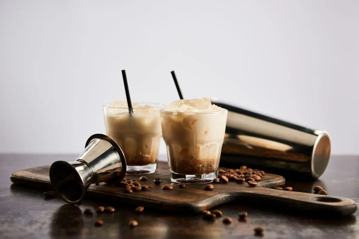 Biały Rusek: przepis na kultowy drink. Zrób go jak Koleś!