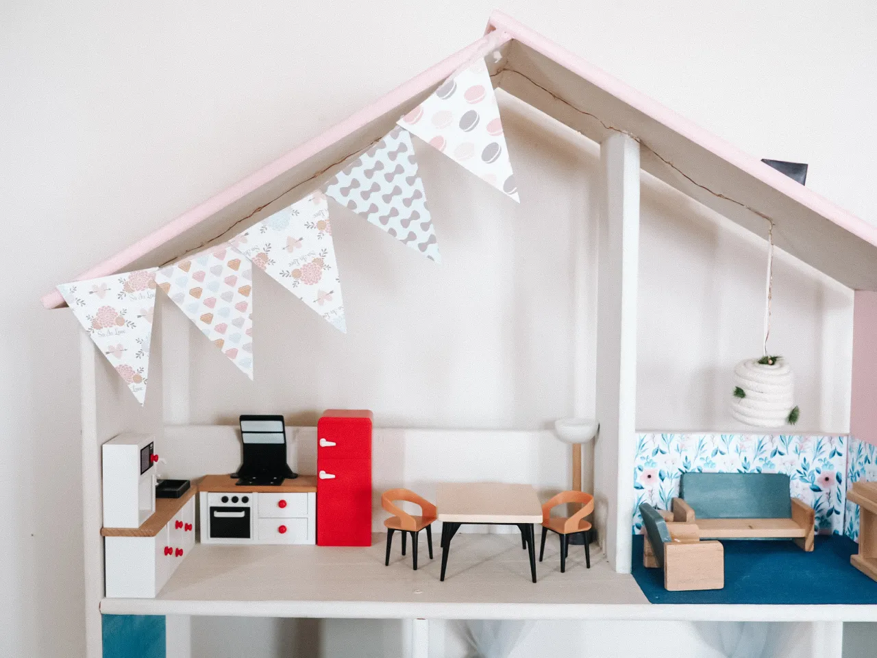 Domek dla lalek DIY: Stwórz marzenie dziecka krok po kroku