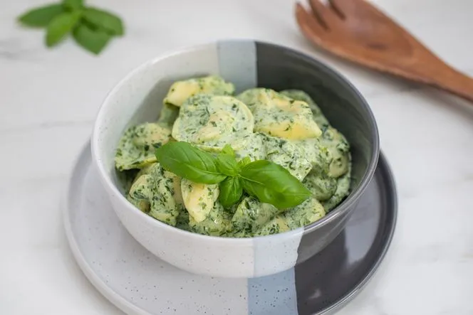 Jak zrobić tortellini ze szpinakiem - prosty przepis na pyszne danie