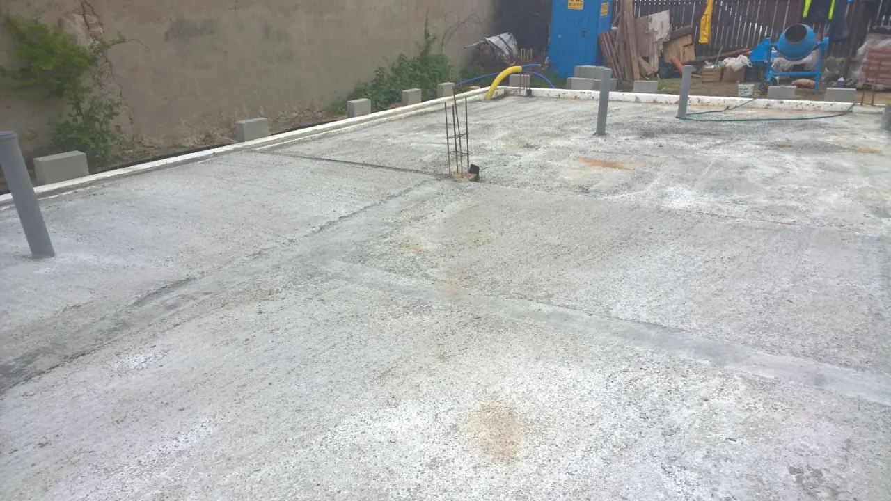 Jak połączyć stary beton z nowym? Sprawdzone metody i błędy Jak połączyć stary beton z nowym? Sprawdzone metody i błędy