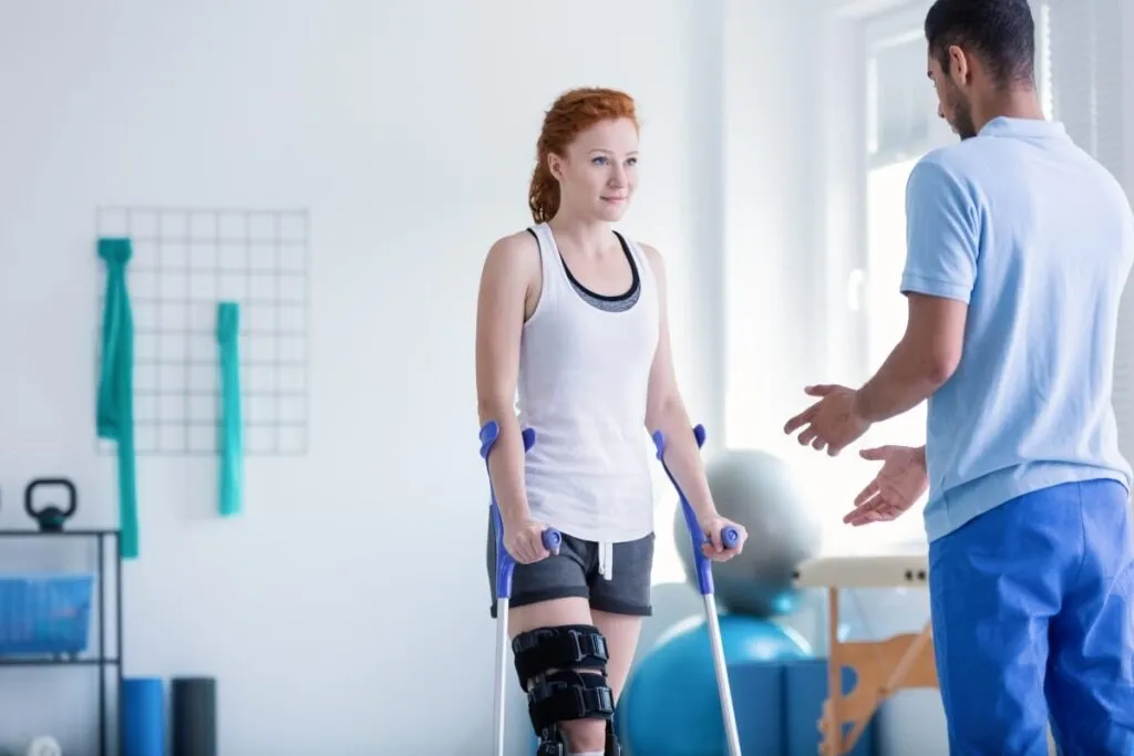 Jak długo trwa specjalizacja fizjoterapia? Sprawdź wymagania i szczegóły Jak długo trwa specjalizacja fizjoterapia? Sprawdź wymagania i szczegóły