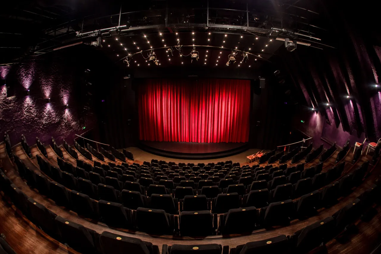 Repertuar Teatrów Jandy: Polonia i Och-Teatr Zobacz aktualne spektakle