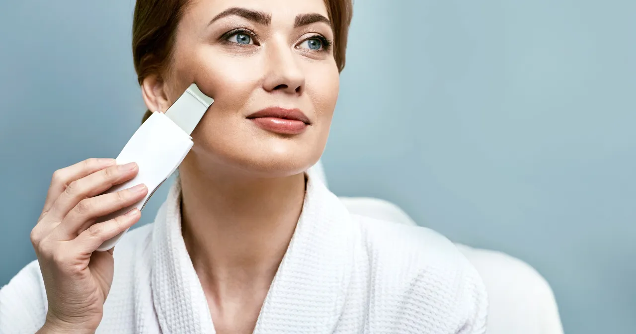Peeling kawitacyjny - jakie daje efekty i kiedy widać różnicę? Peeling kawitacyjny - jakie daje efekty i kiedy widać różnicę?