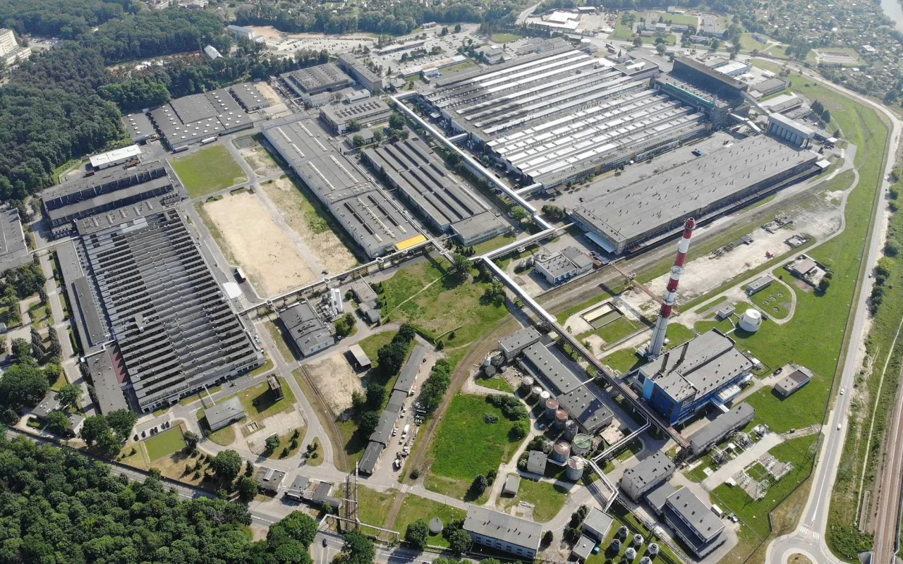 Gdzie produkowane są opony Dębica? Polska fabryka i jakość Goodyear