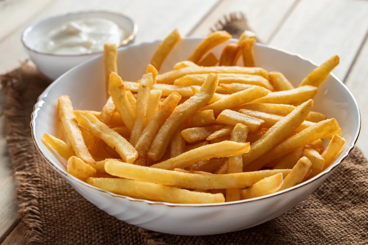 Frytki airfryer - jak zrobić idealnie chrupiące? Frytki airfryer - jak zrobić idealnie chrupiące?