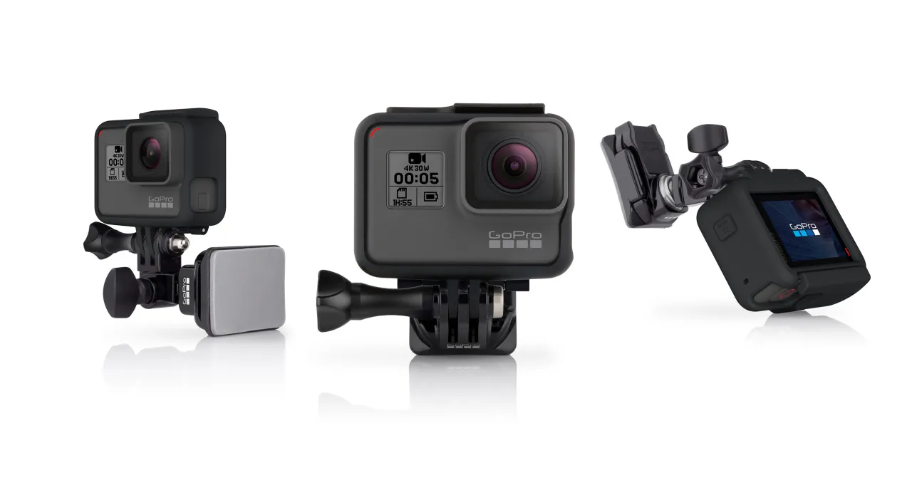 Kamera na kask motocyklowy 2026: Wybierz ideał! GoPro, DJI, Insta360