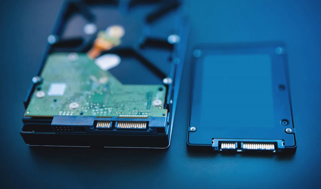 Pamięć masowa – SSD, HDD, NVMe. Jak wybrać i nie żałować?