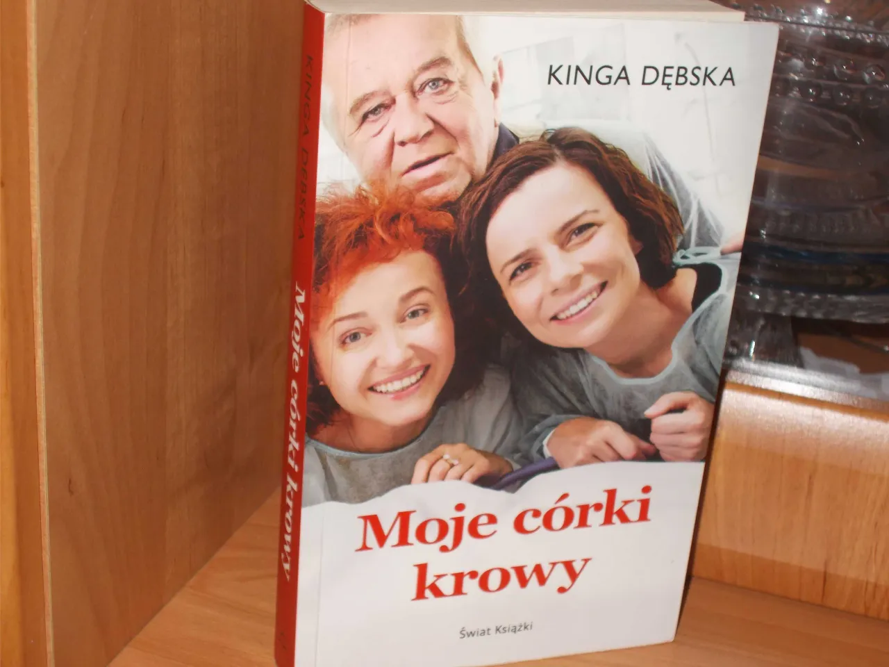 Moje córki krowy: Książka Kingi Dębskiej głębiej niż film Moje córki krowy: Książka Kingi Dębskiej głębiej niż film
