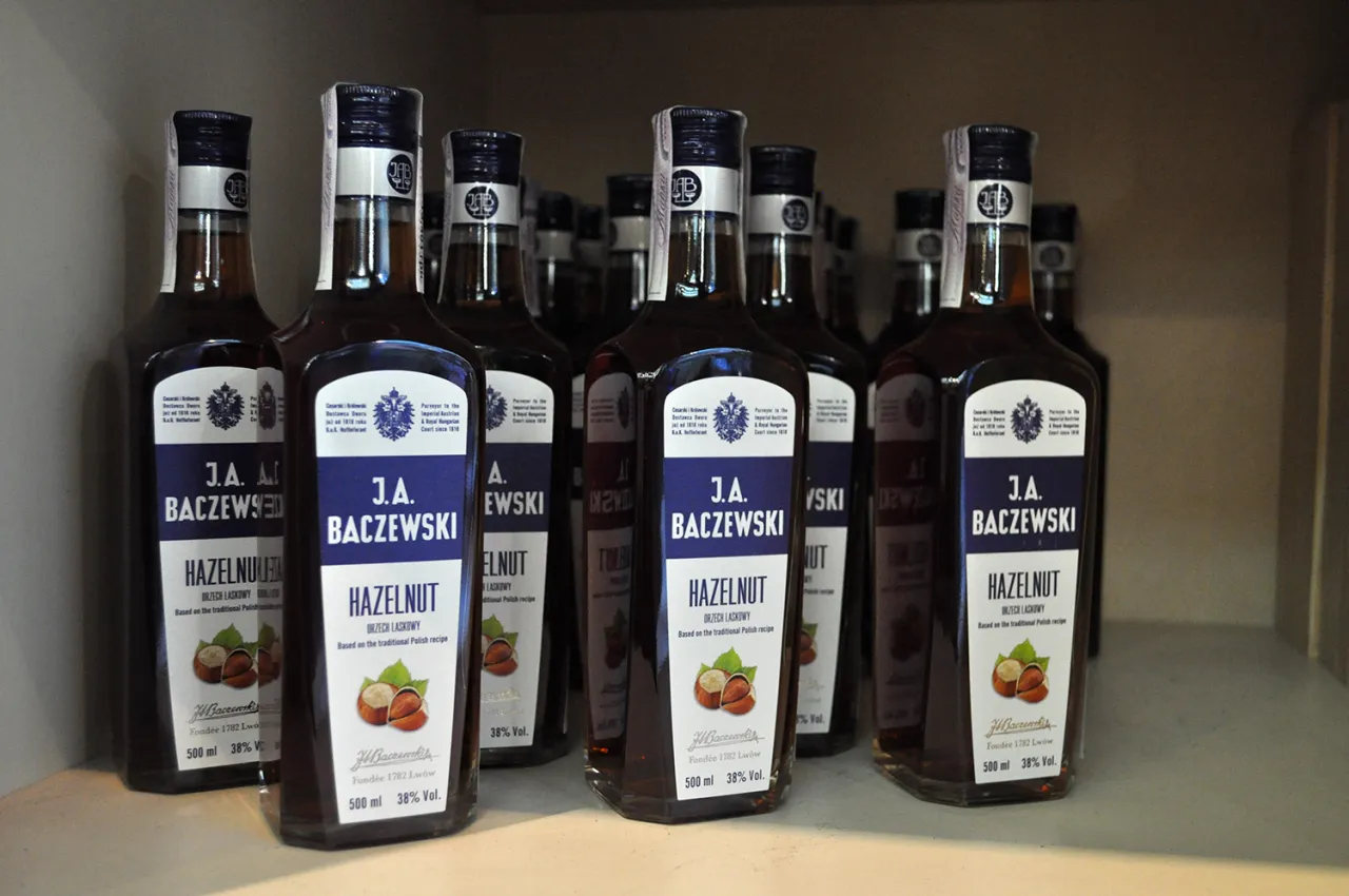 Co warto przywieźć z Ukrainy? Słodycze, alkohol, pamiątki i przepisy Co warto przywieźć z Ukrainy? Słodycze, alkohol, pamiątki i przepisy