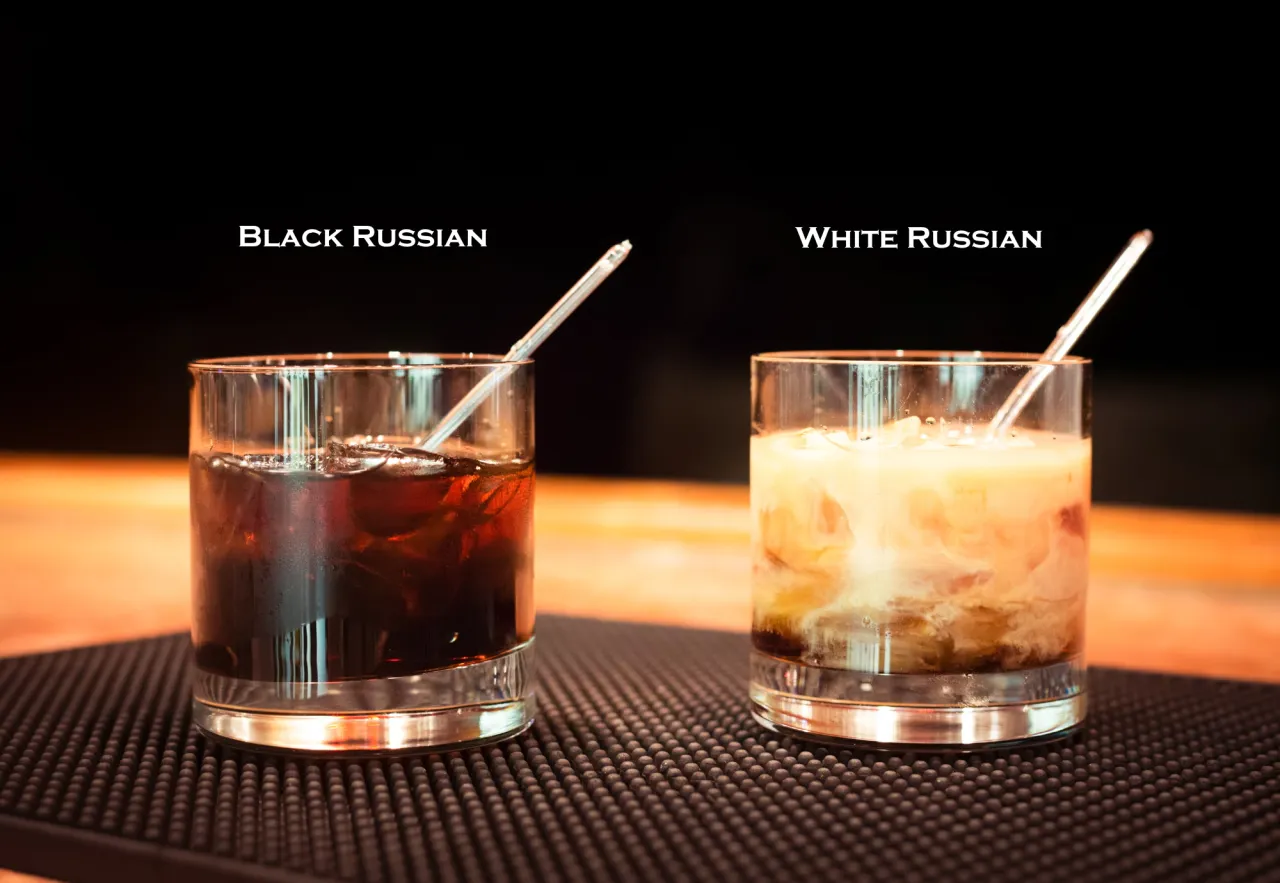 Black Russian - Jak zrobić idealny drink? Przepis i historia Black Russian - Jak zrobić idealny drink? Przepis i historia