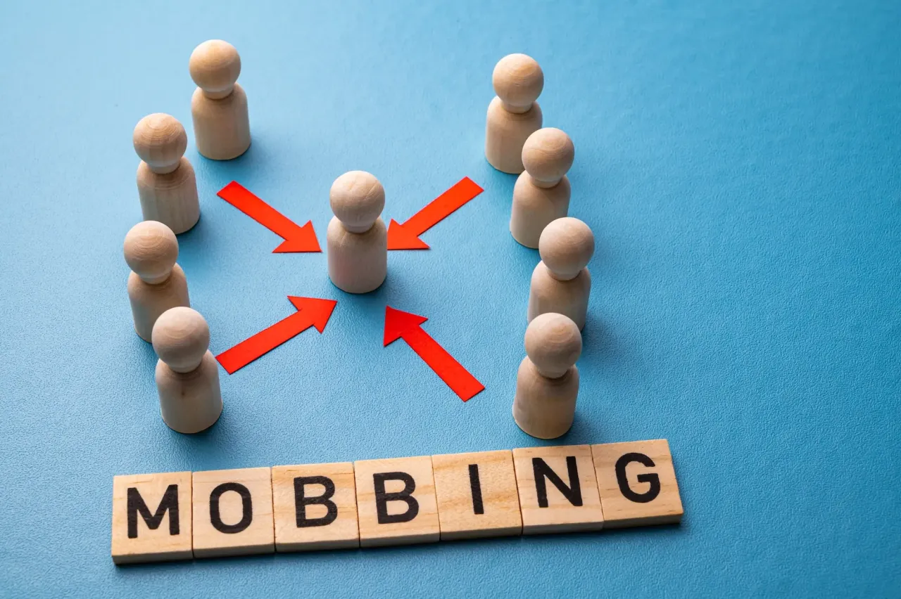 Jak udowodnić mobbing w pracy - Jakie dowody wygrywają w 2026 roku?