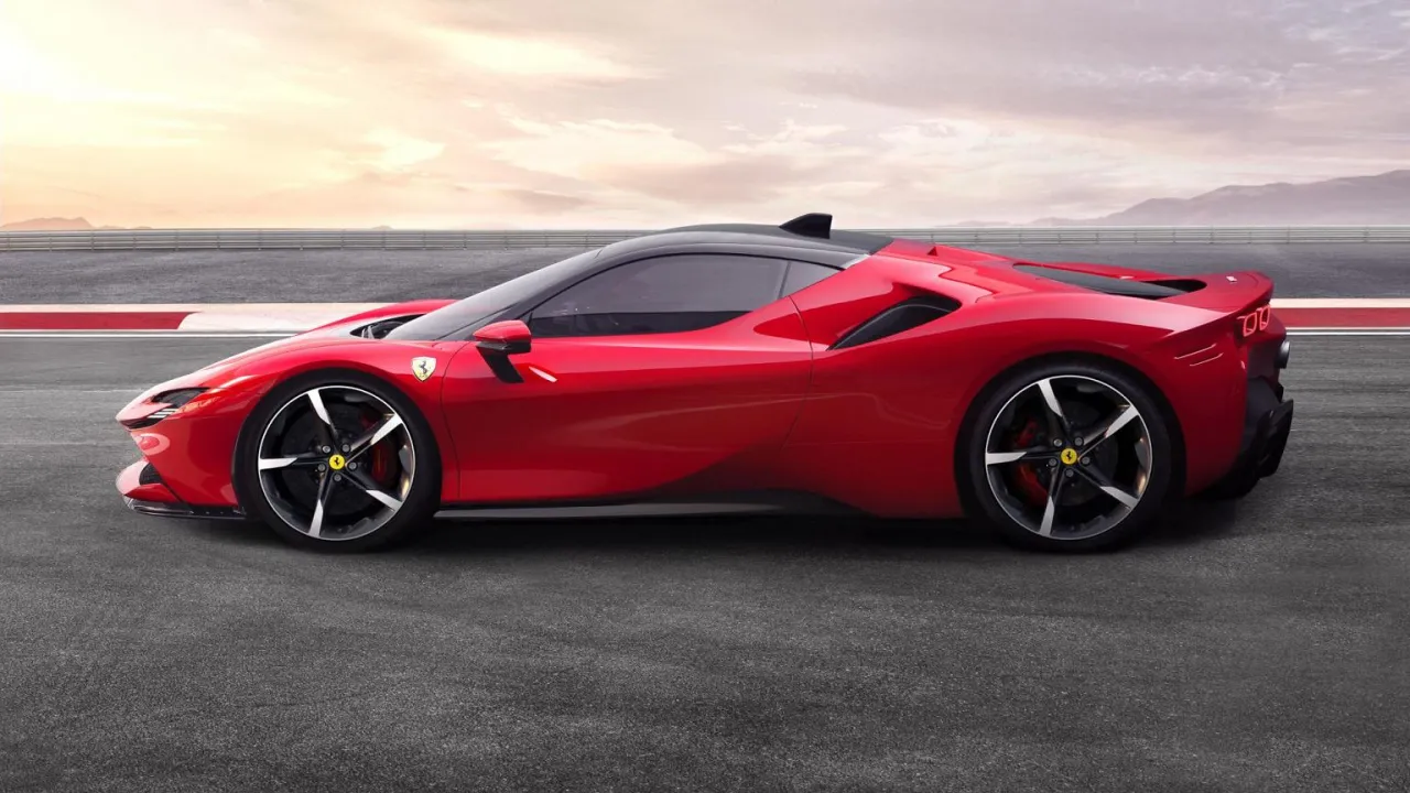 Ferrari SF90 - 1000 KM w praktyce - Na co uważać przy zakupie?