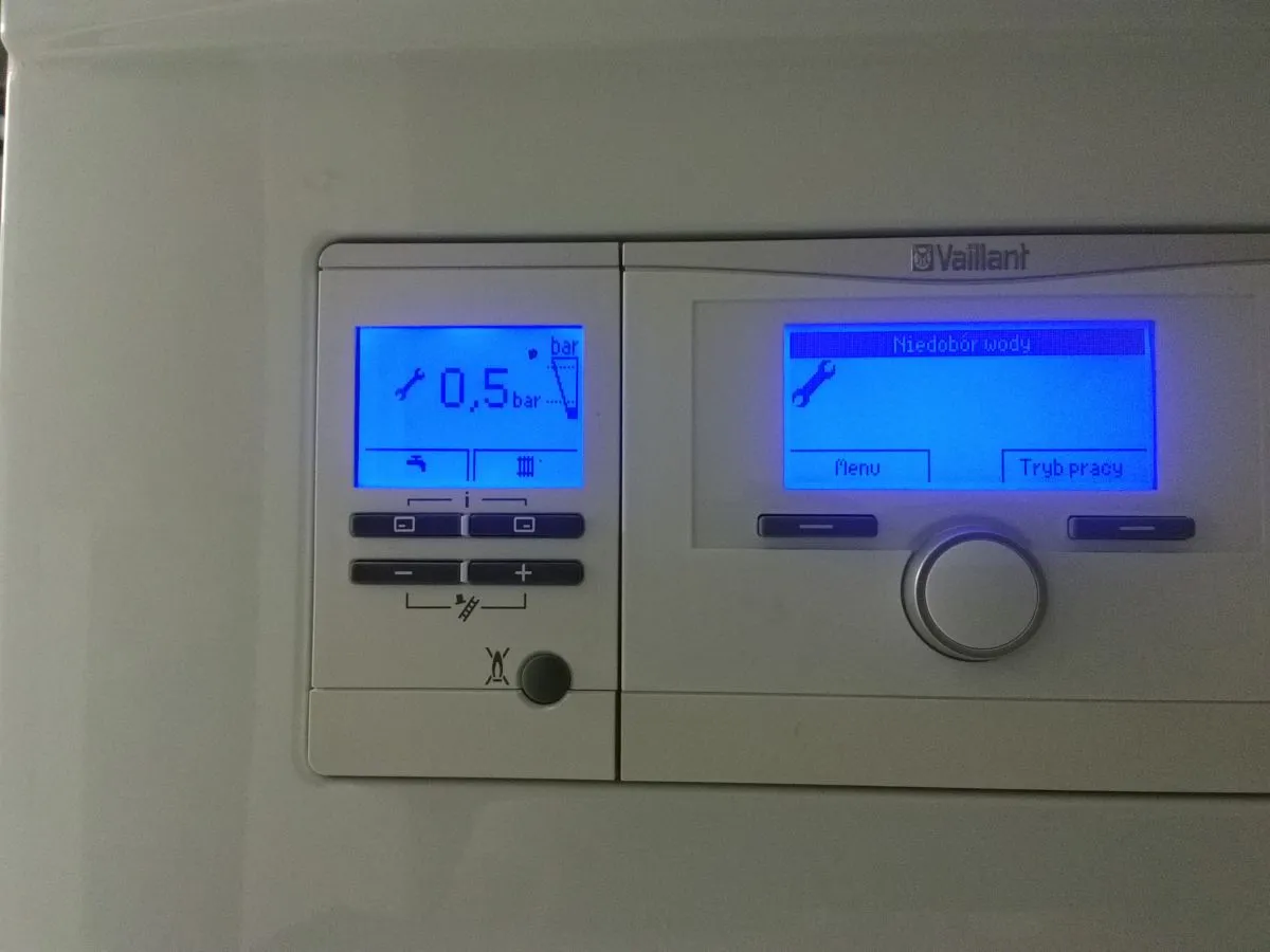Jak dolać wody do Vaillant ecoTEC plus? Instrukcja krok po kroku Jak dolać wody do Vaillant ecoTEC plus? Instrukcja krok po kroku